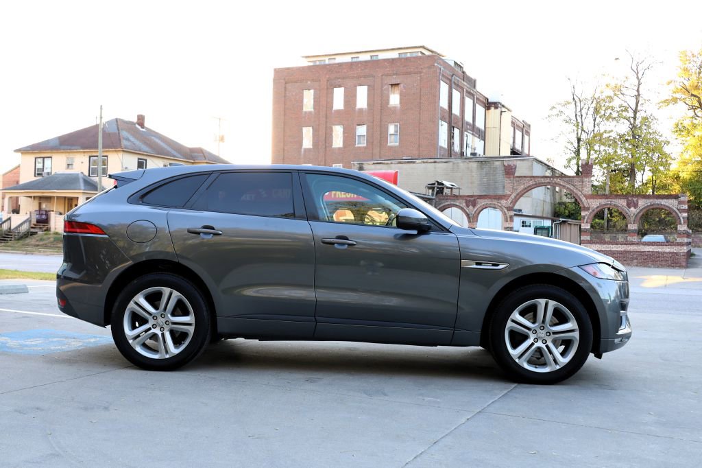 Used 2018 Jaguar F-PACE R-Sport AWD/4WD image 8