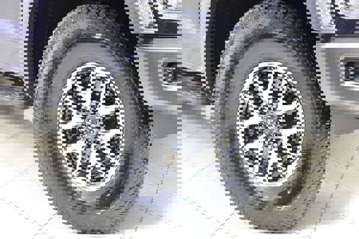 Used 2022 Ford F150 Raptor w/ Equipment Group 801A High AWD/4WD image 14