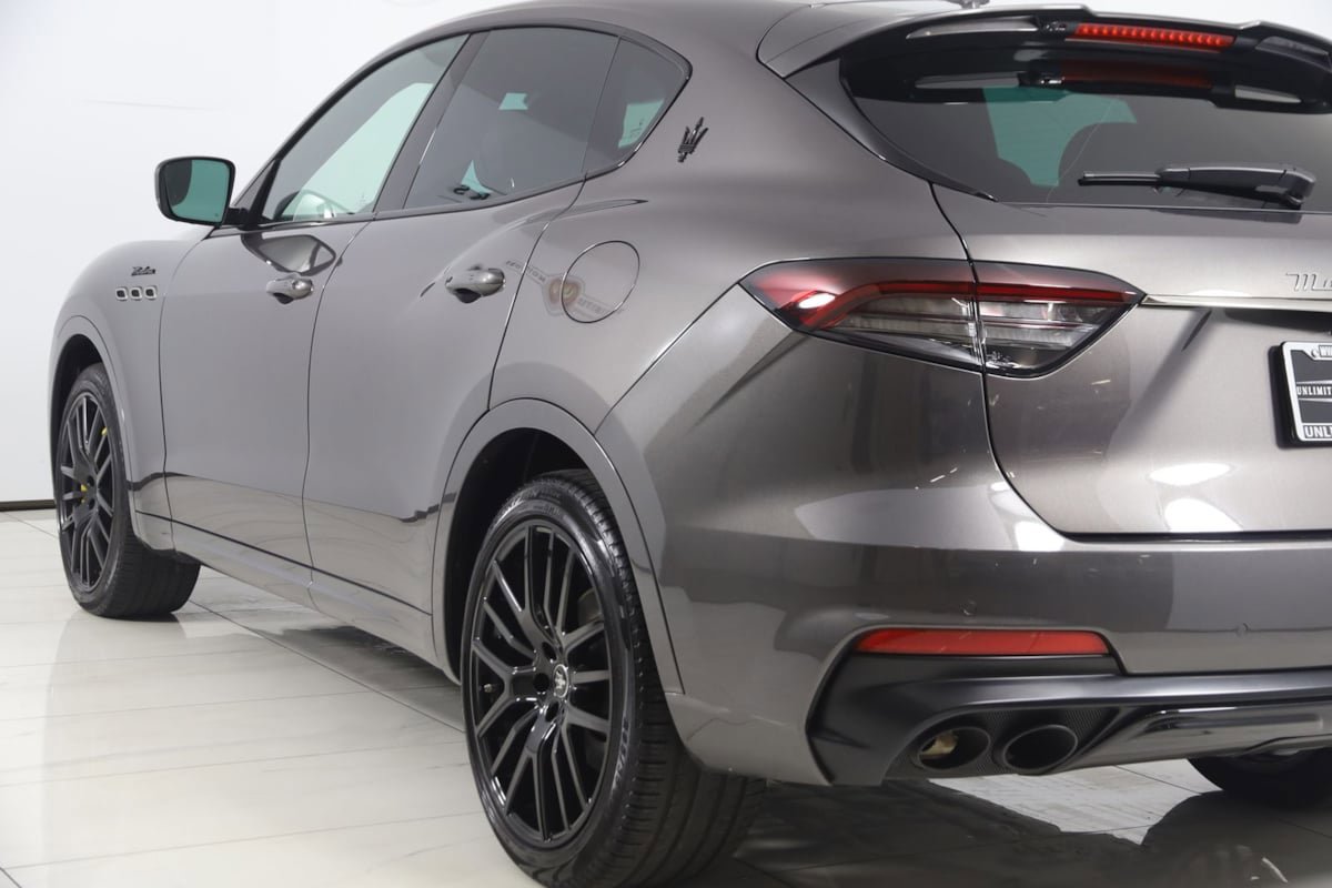 Used 2022 Maserati Levante Modena AWD/4WD image 29