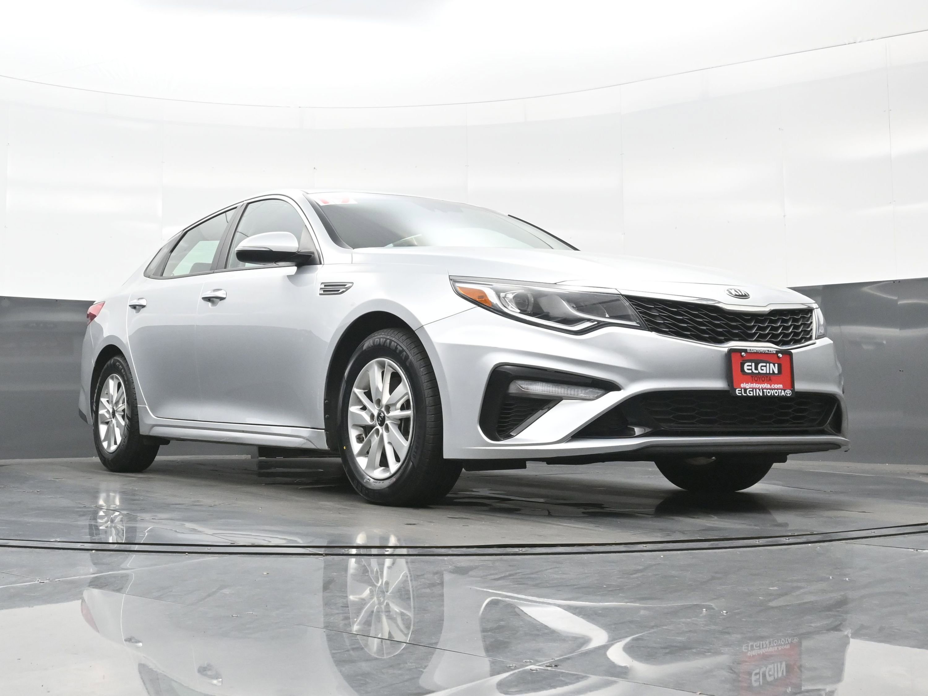 Used 2019 Kia Optima LX image 24