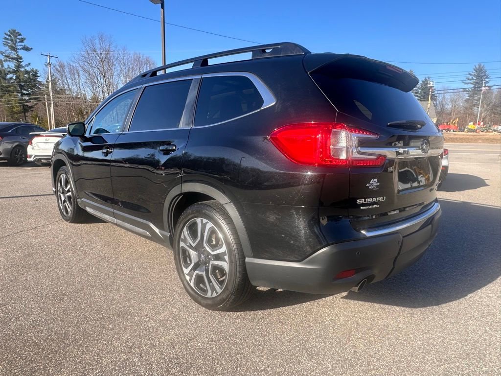 Used 2023 Subaru Ascent Limited w/ Technology Package AWD/4WD image 3