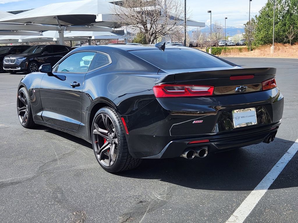 Used 2018 Chevrolet Camaro SS image 3