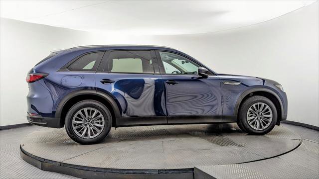 Used 2024 MAZDA CX-90 Plug-In Hybrid w/ Preferred image 9