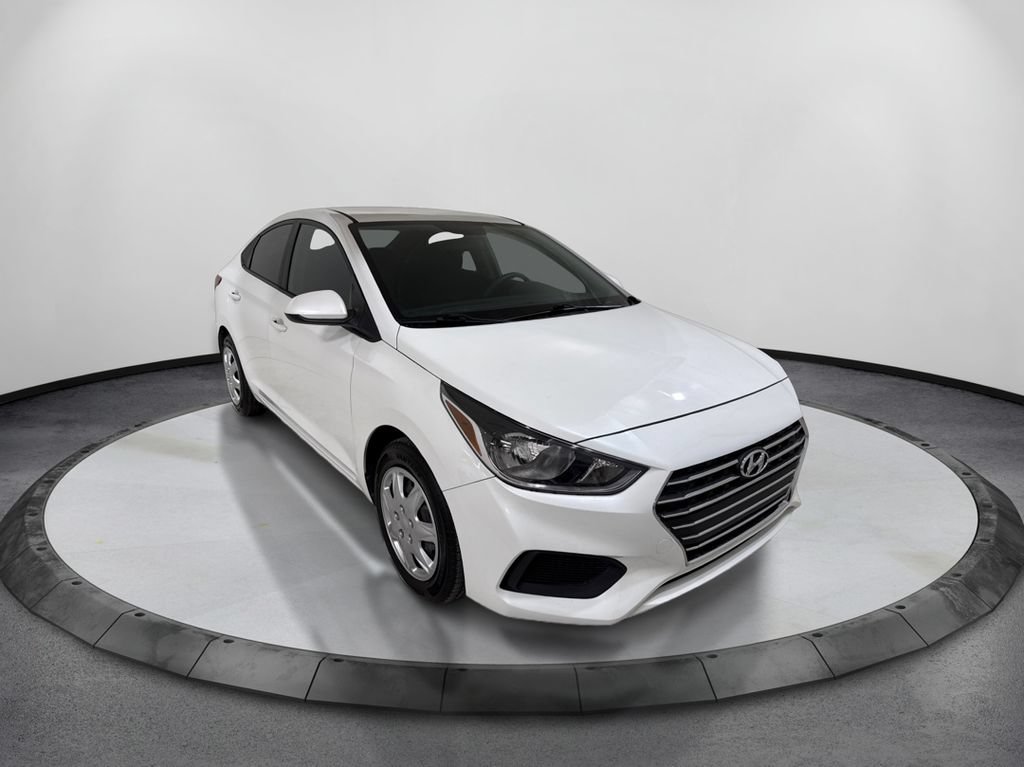 Used 2022 Hyundai Accent SE FWD image 3