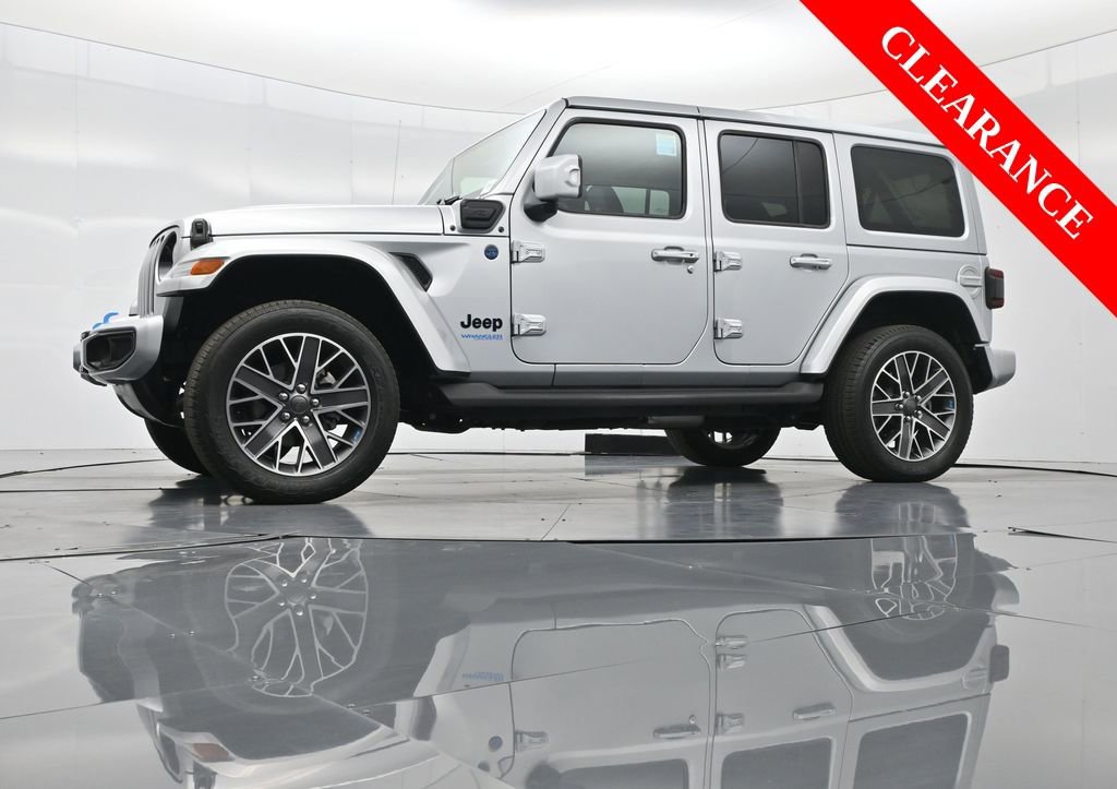 Used 2022 Jeep Wrangler Unlimited Sahara image 55