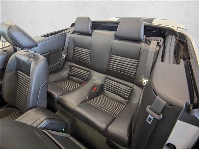 Used 2012 Ford Mustang Shelby GT500 w/ Electronics Pkg RWD image 14