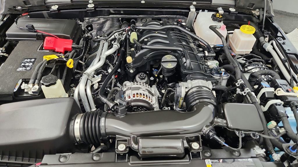 Used 2025 Jeep Gladiator Sport image 41