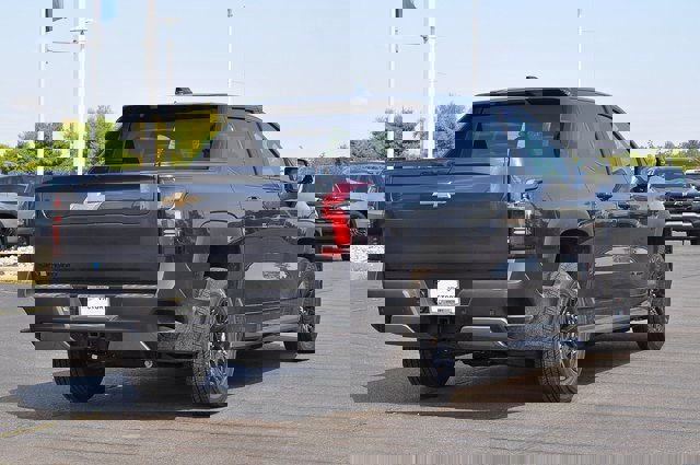 New 2025 Chevrolet Silverado EV LT image 3