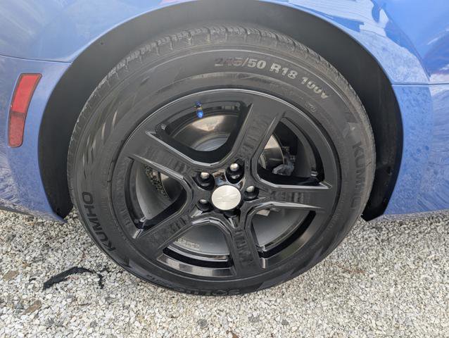 Used 2017 Chevrolet Camaro LT w/ Technology Package image 18