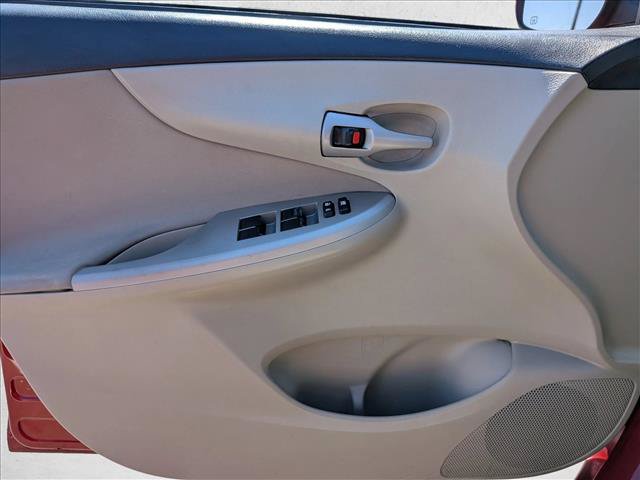 Used 2012 Toyota Corolla LE FWD image 10