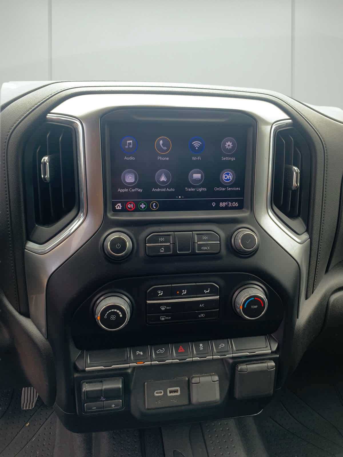 Used 2022 Chevrolet Silverado 2500 LT AWD/4WD image 33