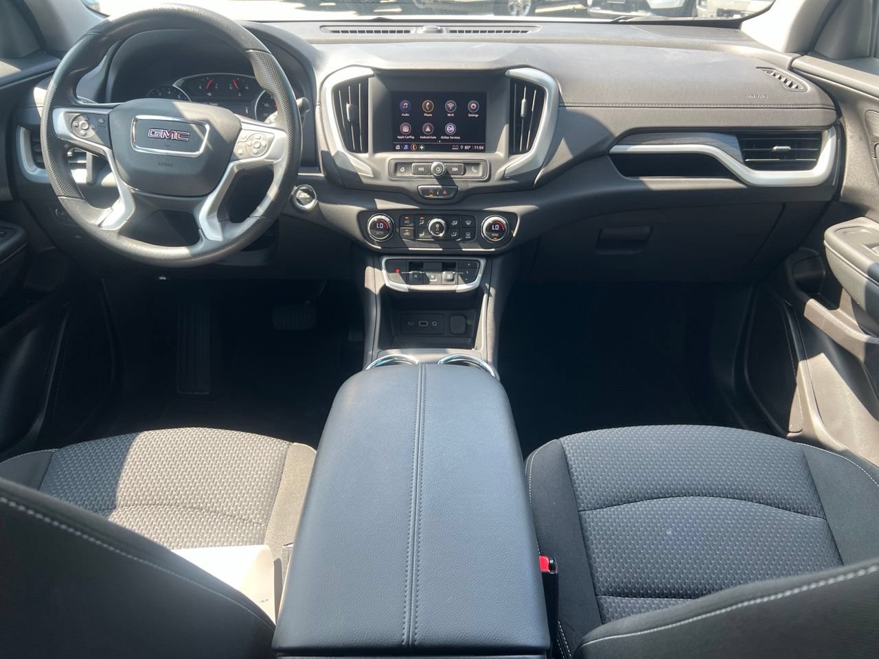Used 2024 GMC Terrain SLE w/ Driver Convenience Package FWD image 20