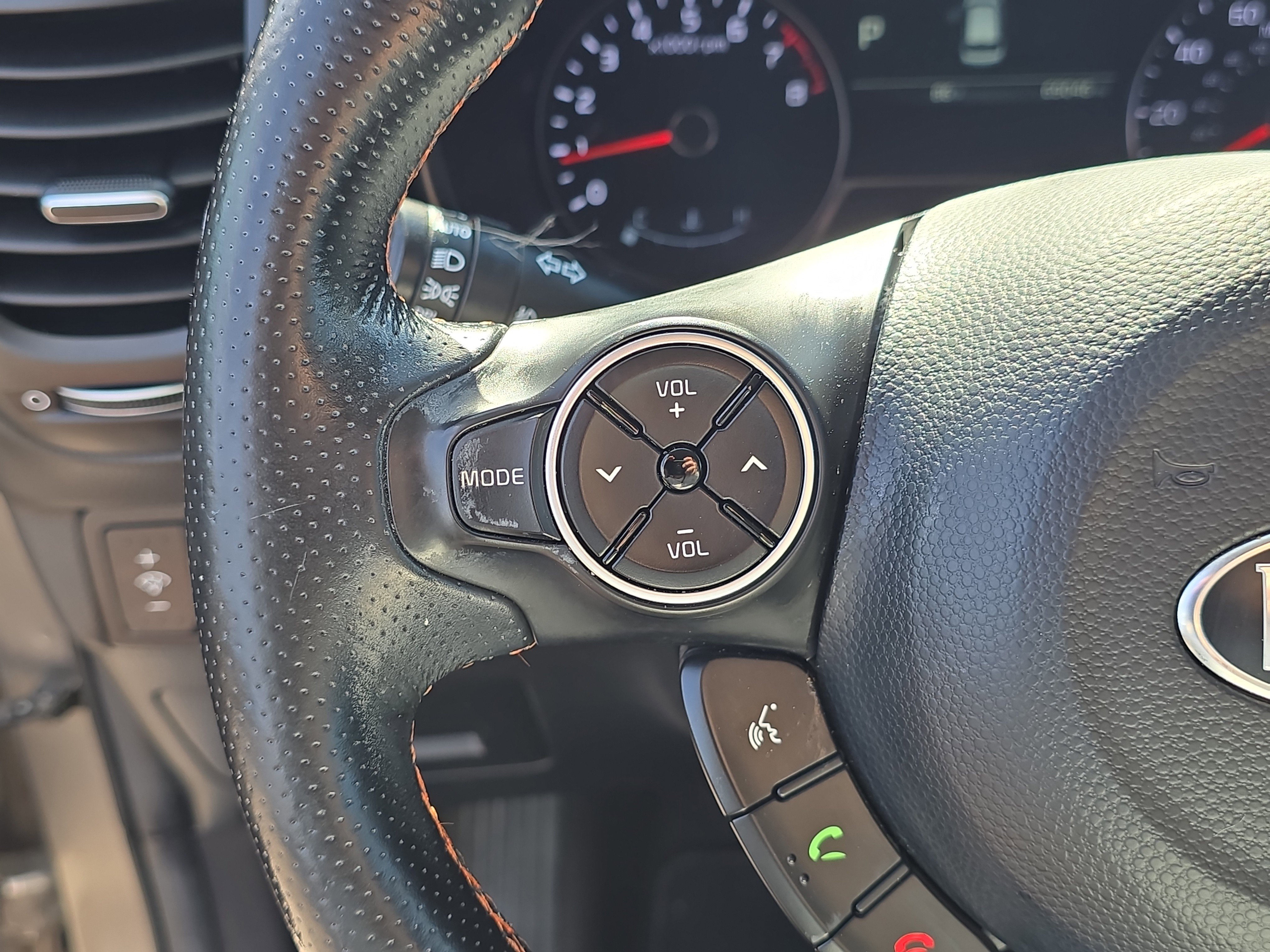 Certified 2018 Kia Soul ! w/ Tech Package FWD image 30