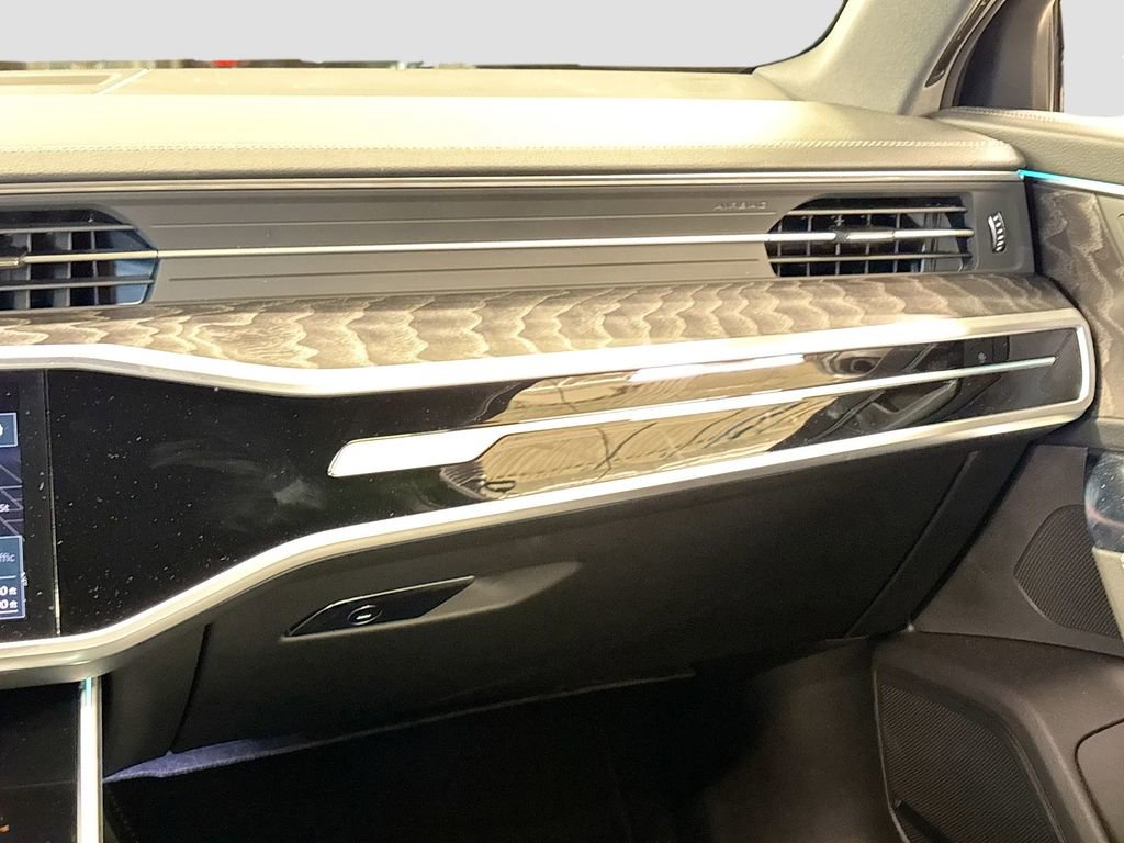 Used 2025 Audi A6 Premium Plus w/ Premium Plus Package image 19