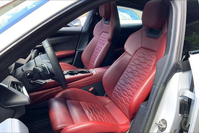 Certified 2023 Audi e-tron GT Premium Plus w/ Performance Package AWD/4WD image 25