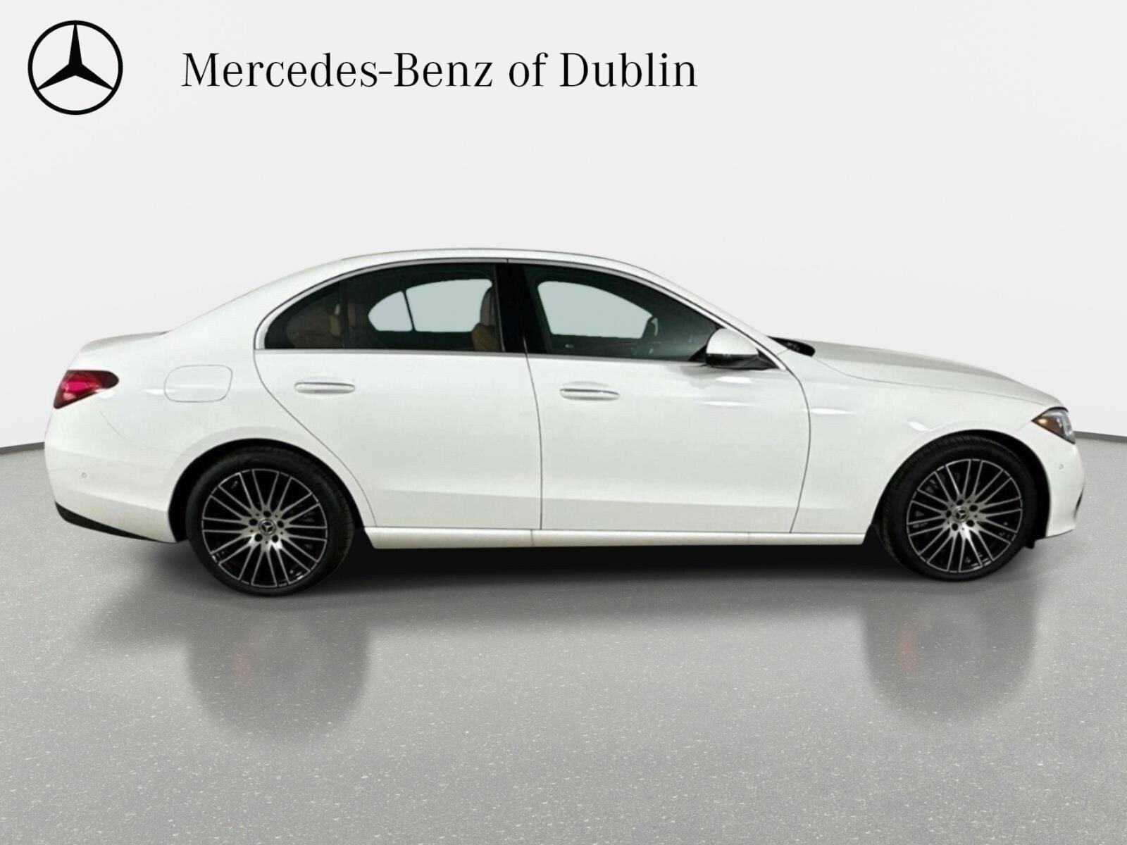 Used 2026 Mercedes-Benz C 300 4MATIC Sedan image 4