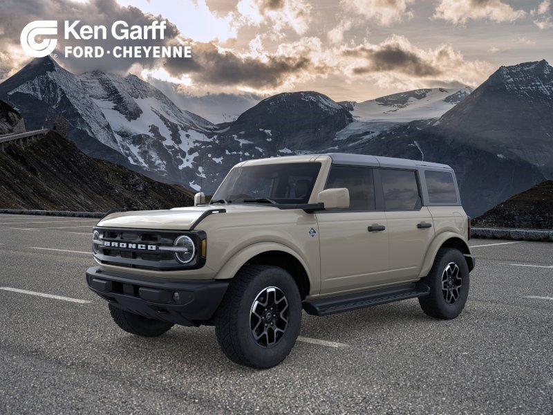 New 2026 Ford Bronco Outer Banks AWD/4WD image 1