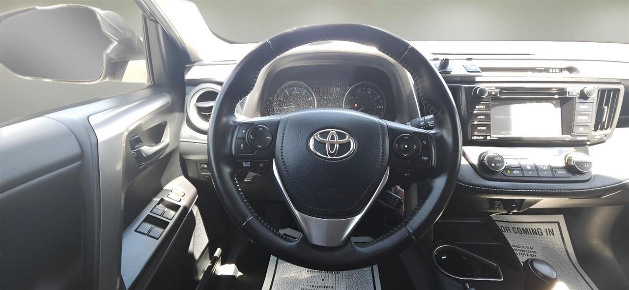 Used 2017 Toyota RAV4 XLE w/ Plus Special Value Package AWD/4WD image 11