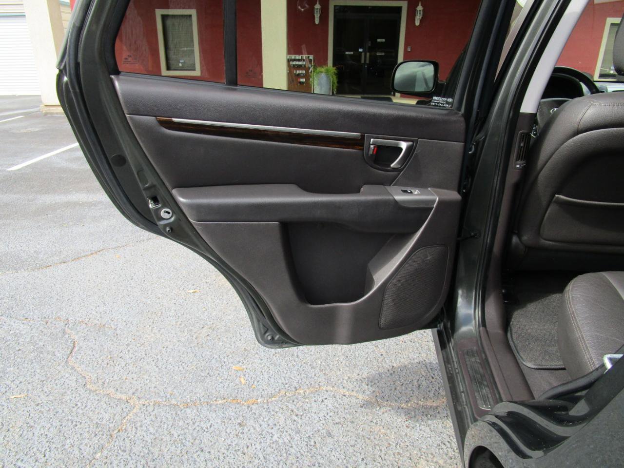 Used 2010 Hyundai Santa Fe Limited image 16