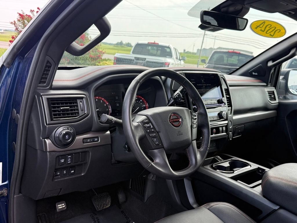 Used 2024 Nissan Titan PRO-4X w/ Pro-4x Convenience Package AWD/4WD image 3