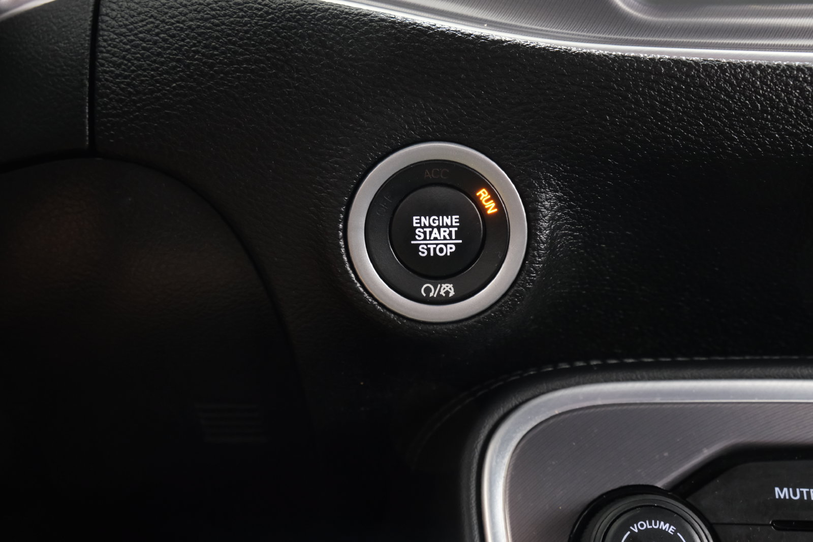 Used 2021 Dodge Challenger SXT RWD image 20