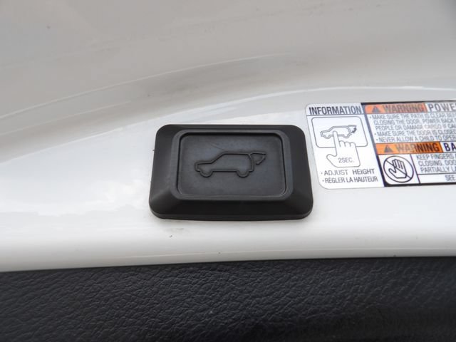Used 2018 Toyota RAV4 SE w/ Power Extra Value Package AWD/4WD image 26