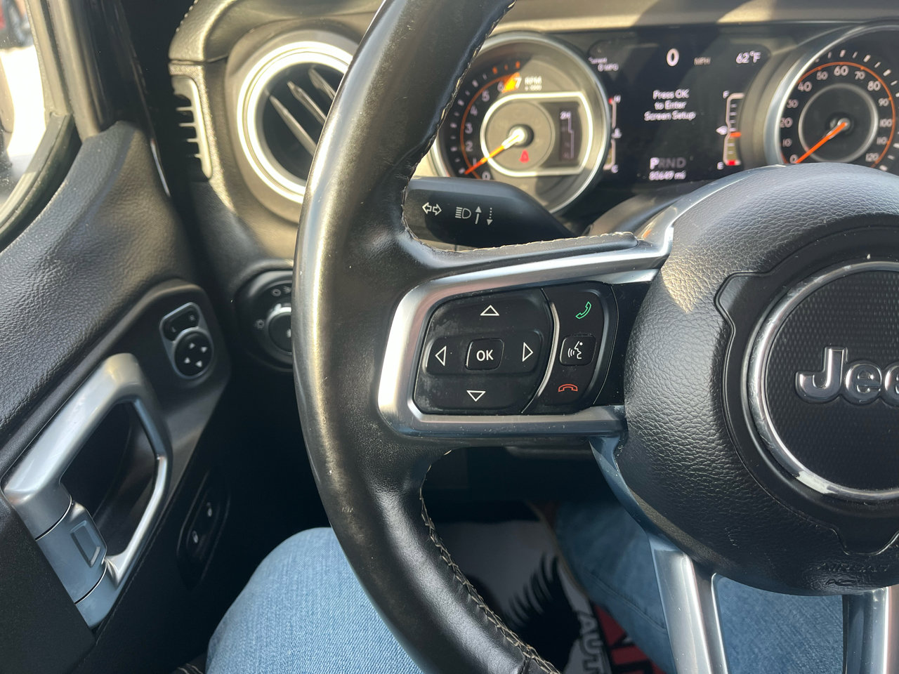 Used 2018 Jeep Wrangler Unlimited Sahara w/ LED Lighting Group image 12