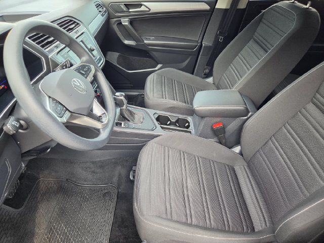 Used 2023 Volkswagen Tiguan S FWD image 11