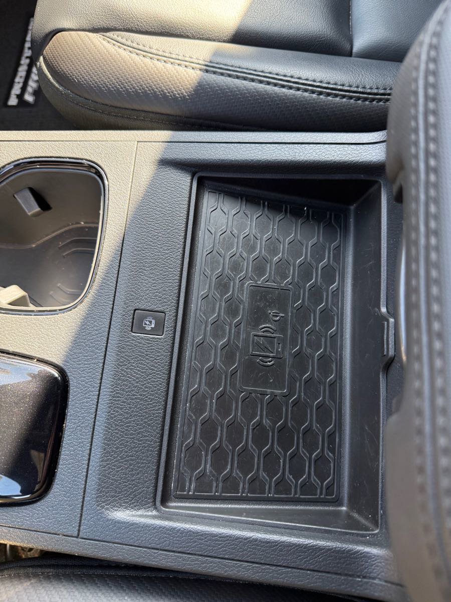 Used 2022 Nissan Frontier PRO-4X image 22