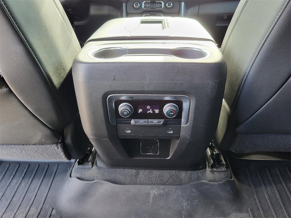 Used 2021 Chevrolet Suburban RST image 15