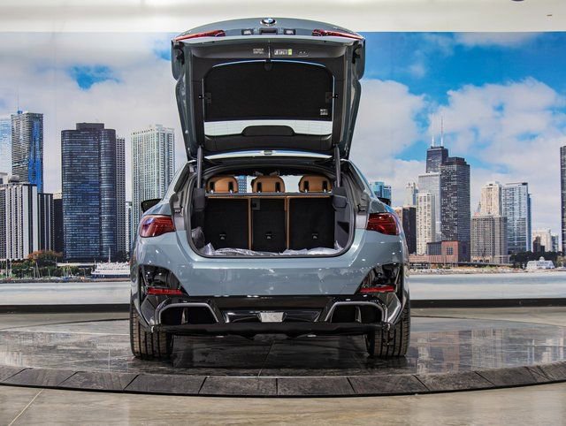 Used 2026 BMW i4 xDrive40i w/ M Sport Package image 12