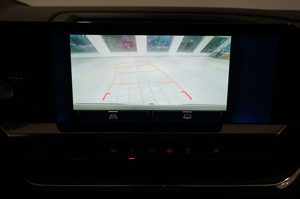 Used 2023 Chevrolet Silverado 1500 LT image 17