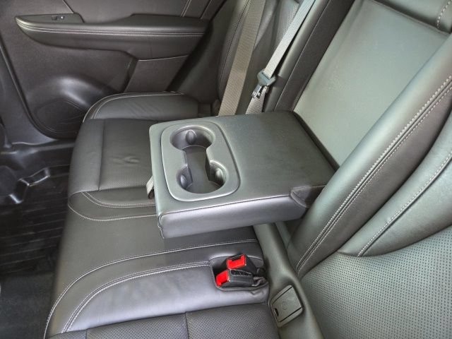 Used 2021 Buick Envision Essence w/ Sport Touring Package AWD/4WD image 45