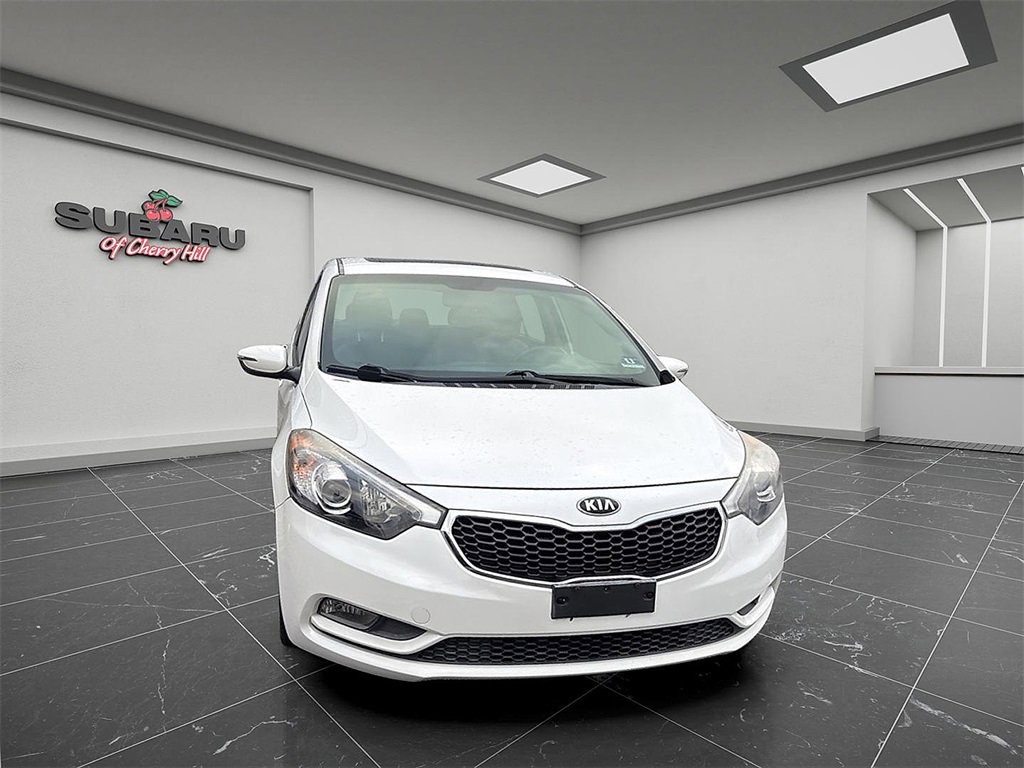 Used 2015 Kia Forte EX w/ EX Premium Package image 4