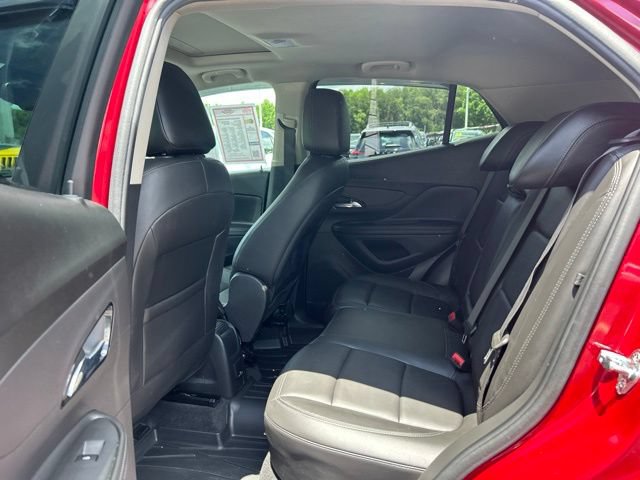 Used 2019 Buick Encore Essence w/ Experience Buick Package FWD image 17