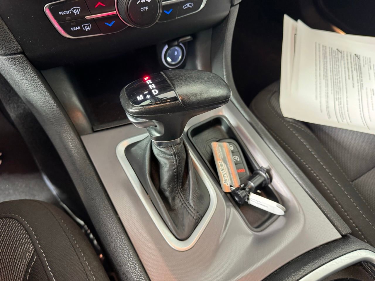 Used 2022 Dodge Charger SXT image 16