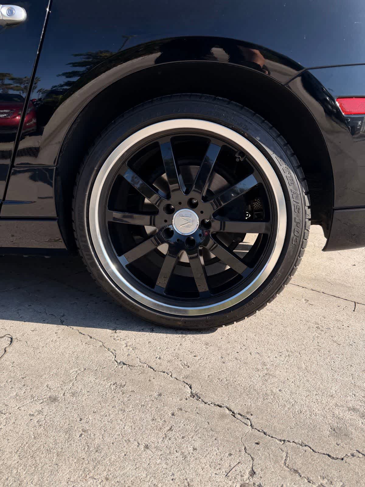 Used 2005 Chrysler Crossfire SRT-6 RWD image 17