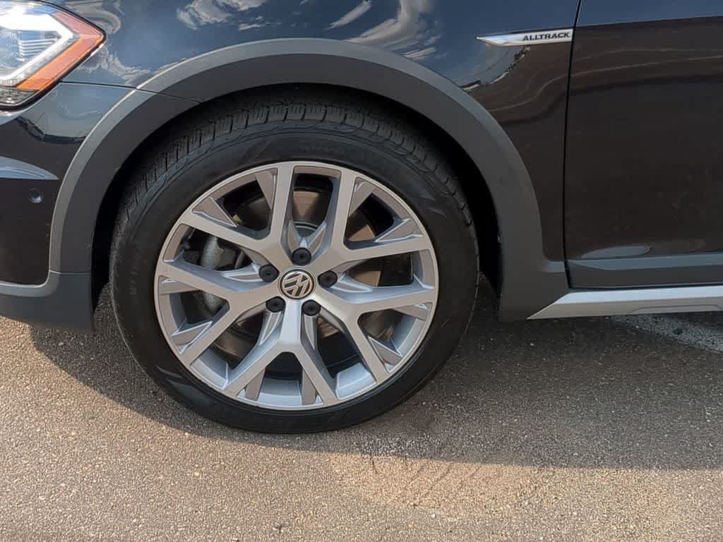 Used 2019 Volkswagen Golf Alltrack SE AWD/4WD image 13