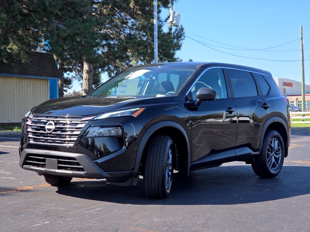 New 2026 Nissan Rogue S FWD image 15