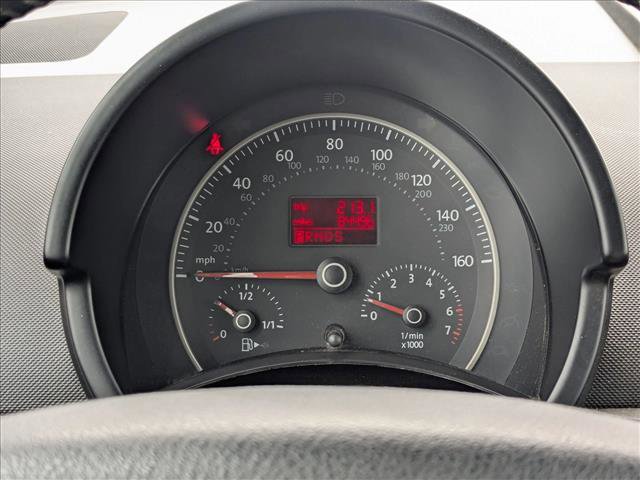Used 2009 Volkswagen Beetle S image 11