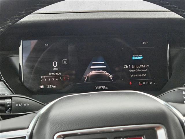 Used 2024 GMC Acadia Elevation image 11