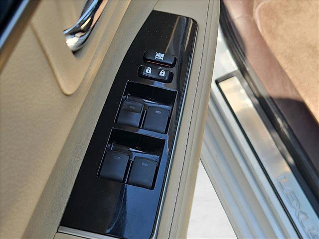 Used 2017 Lexus ES 350 w/ Accessory Package 2 FWD image 10