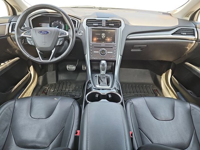Used 2016 Ford Fusion Titanium image 9