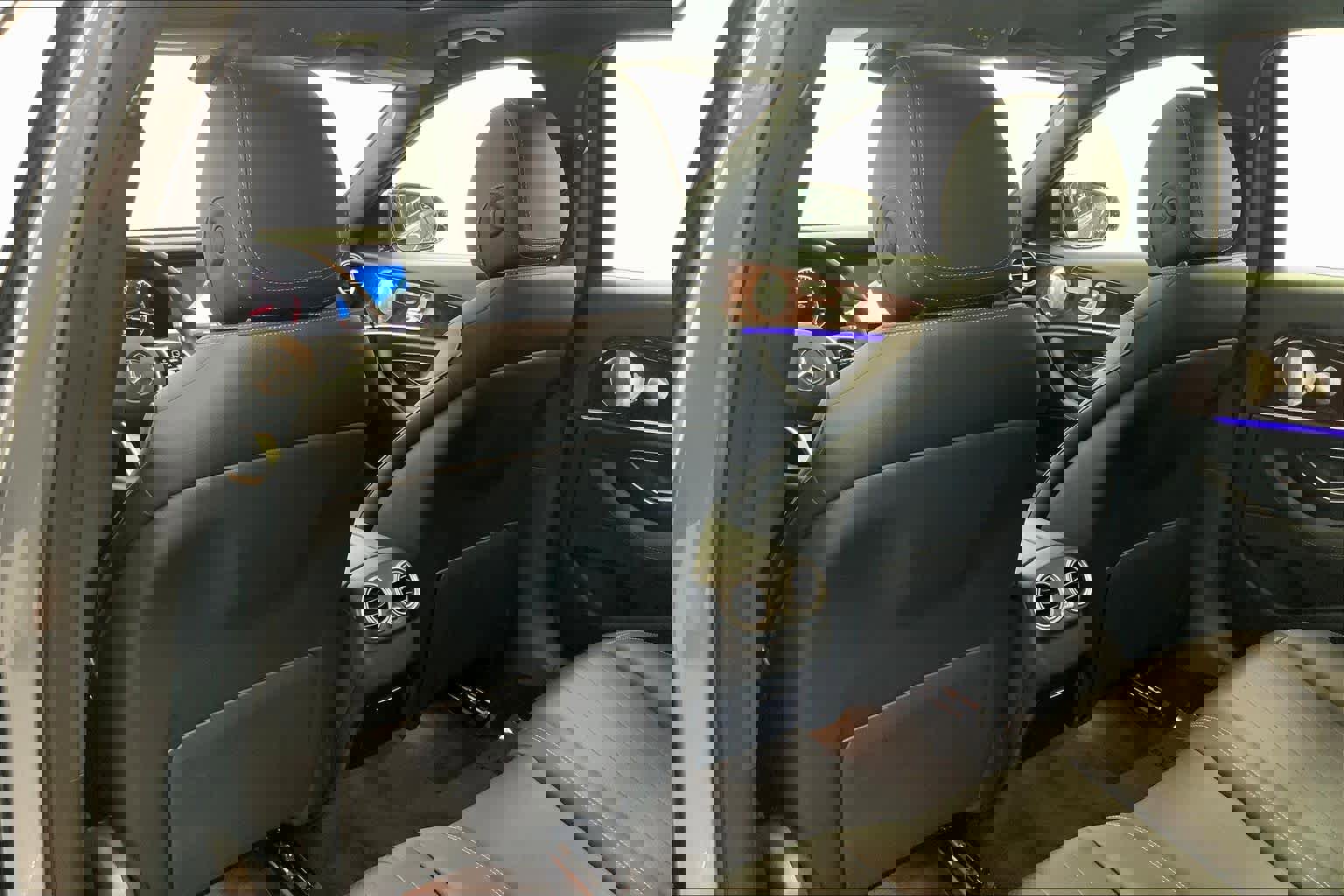 Used 2020 Mercedes-Benz E 350 Sedan image 16