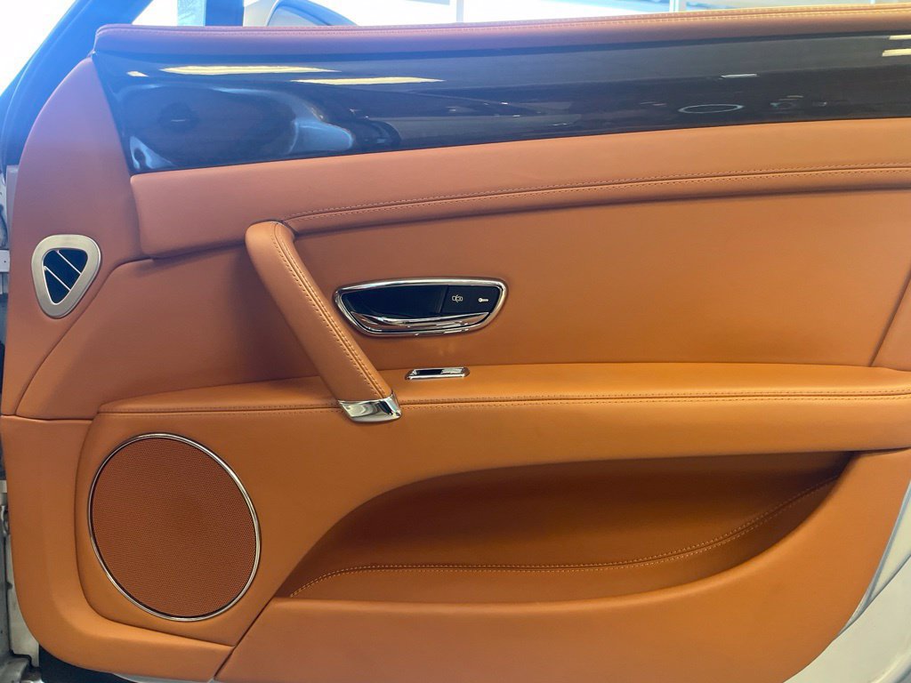 Used 2015 Bentley Flying Spur V8 AWD/4WD image 18