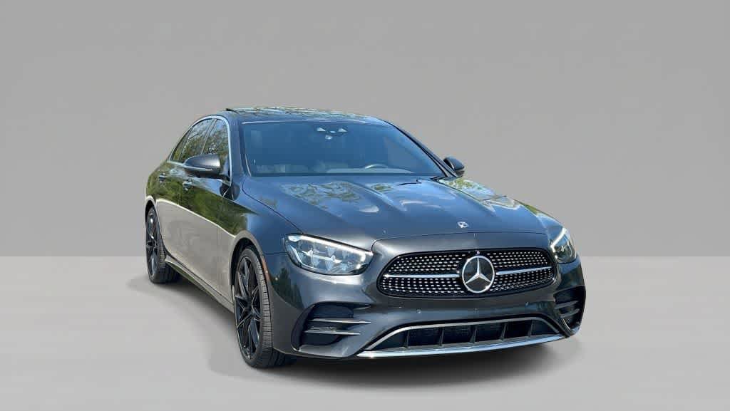 Used 2021 Mercedes-Benz E 350 4MATIC Sedan image 2