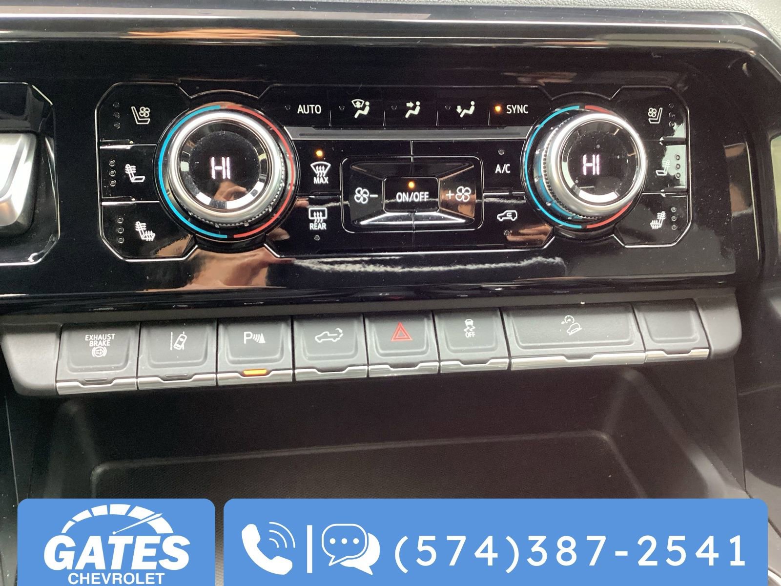 Used 2024 GMC Sierra 2500 AT4 w/ AT4 Premium Plus Package image 25