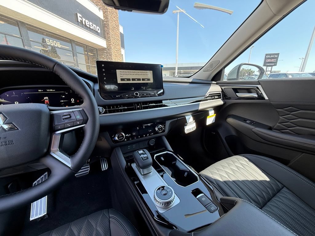New 2026 Mitsubishi Outlander SEL FWD image 27