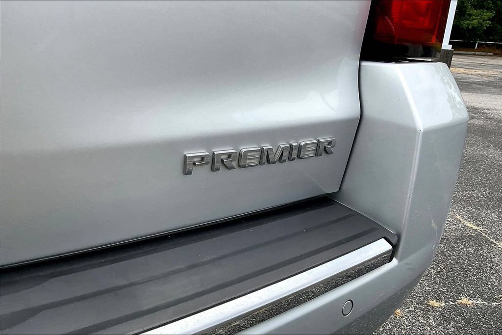 Used 2020 Chevrolet Suburban Premier AWD/4WD image 27