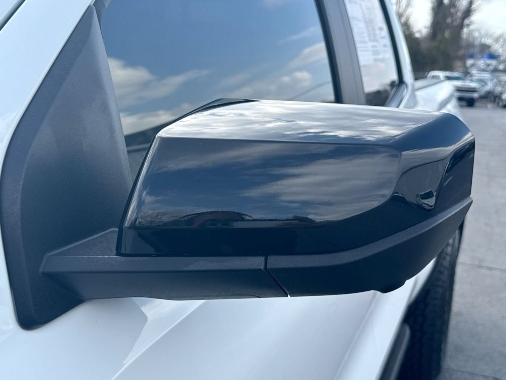 Used 2023 GMC Canyon AT4X AWD/4WD image 11